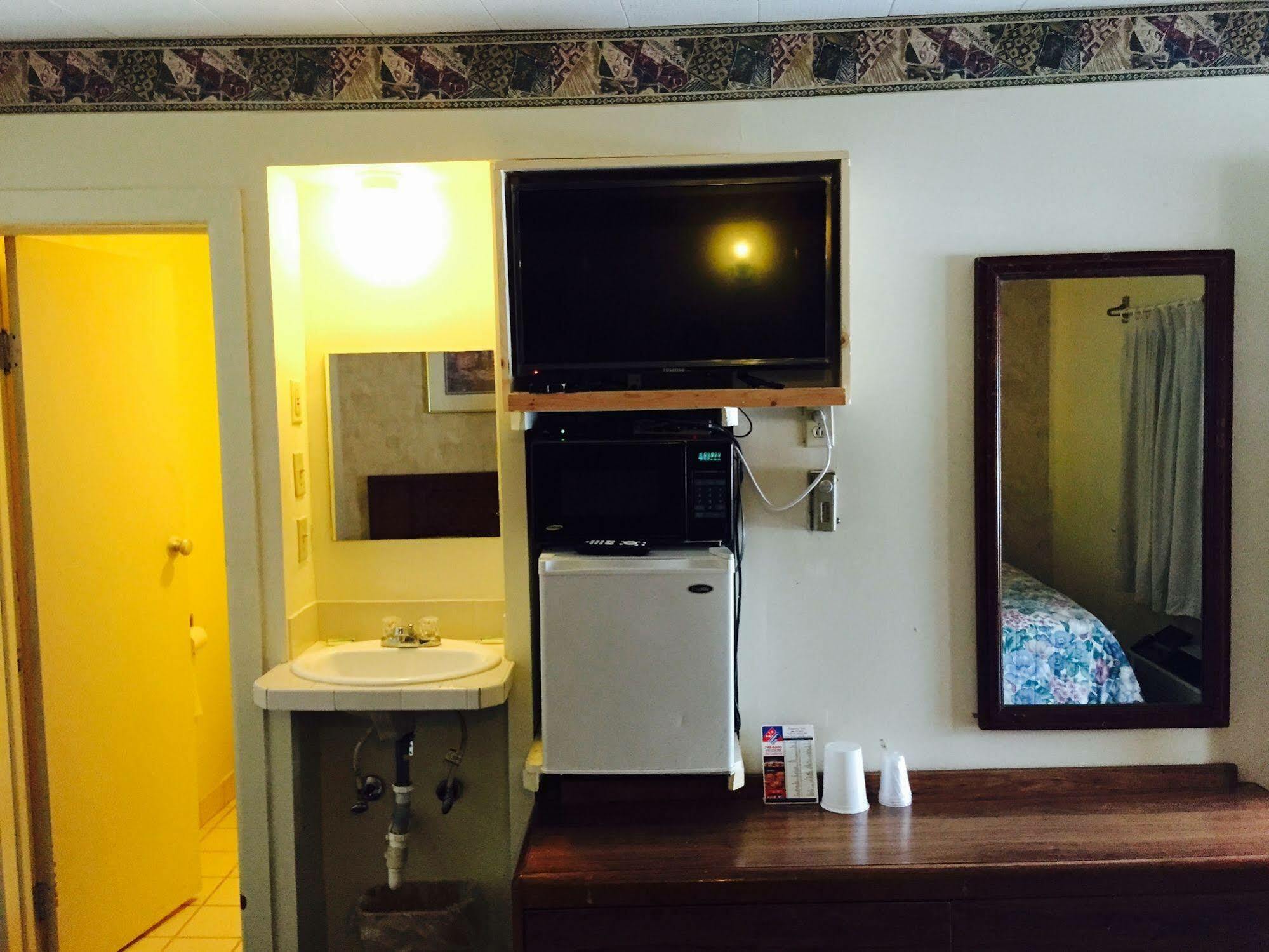 Regency Inn Bridgeport-Frankenmuth Exterior foto